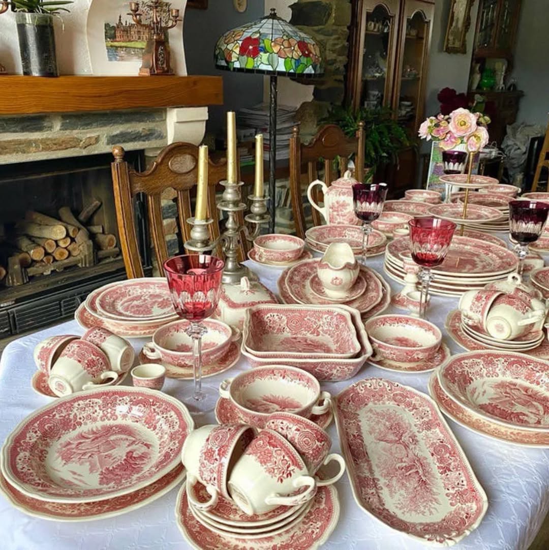 Villeroy & Boch Burgenland Red Dinner Service Coffee/Tea Set Large Serving Set with Stamp Villeroy