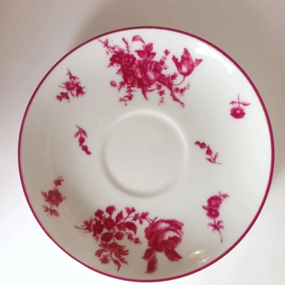 RAYNAUD, Limoges - Superb 15-piece tea and coffee service, in Limoges porcelain from the famous RAYNAUD house.